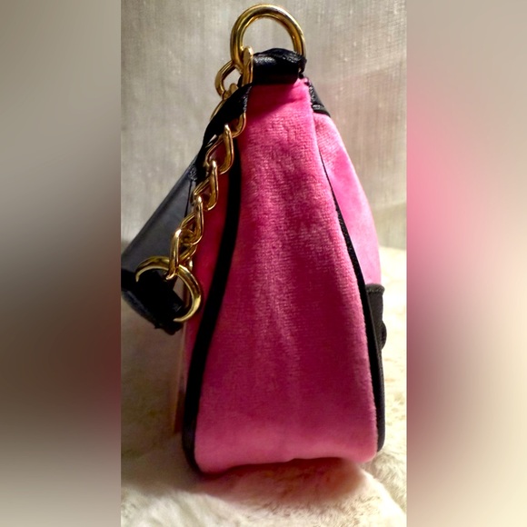 NEW Juicy Couture Fuzzy Pink Heritage Shoulder Bag - Picture 5 of 12